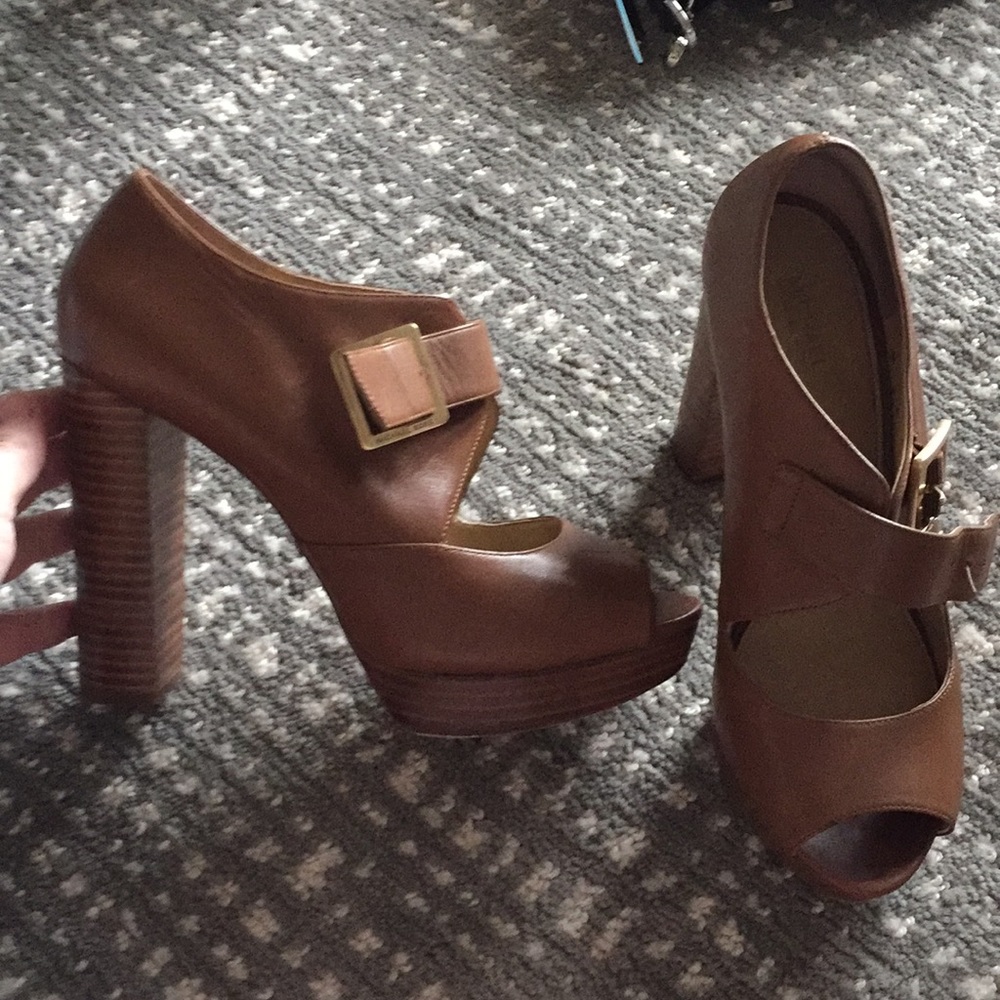 Michael Kors Eleni Platform Heel